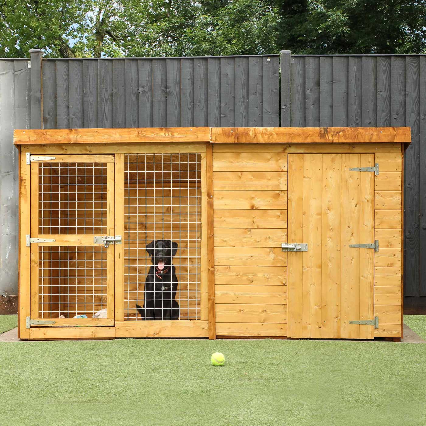 Mercia Berkshire Outdoor Dog Kennel & Run 8 x 4ft