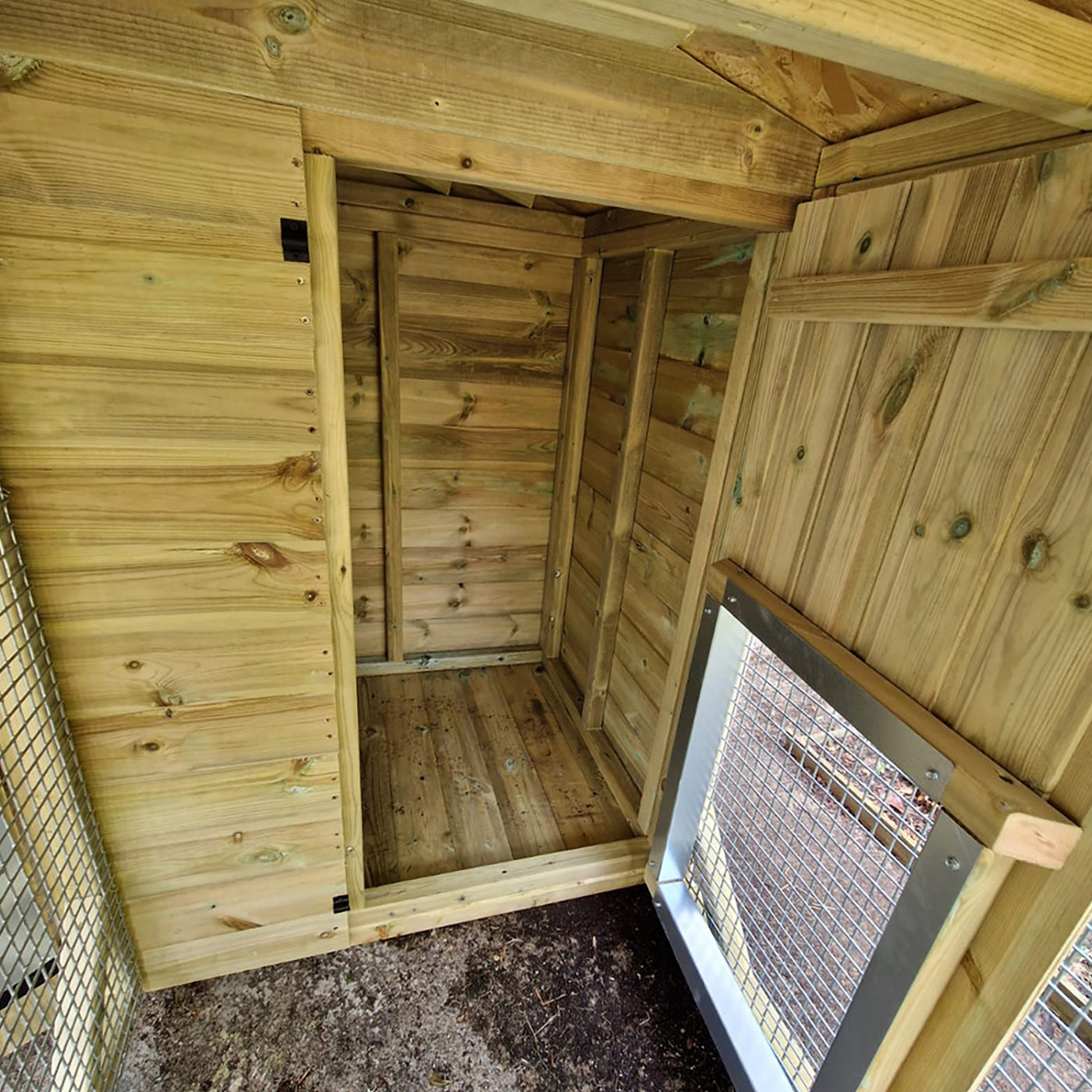Benchmark Classic Wood Single Dog Kennel with Apex Roof 8 x 4ft
